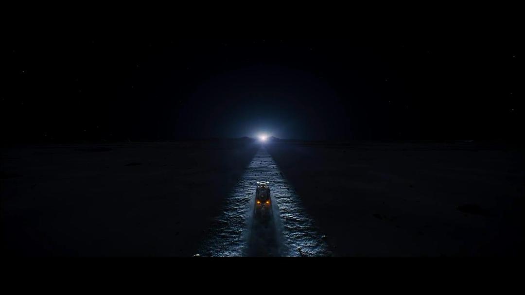 《独行月球》2022佳片有约，人人都说这是喜剧，我却为这孤绝的浪漫泪流满面
