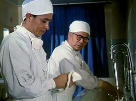 苦惱人的笑 圖4