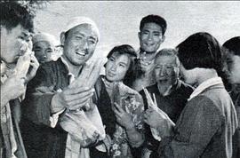 1966年拍摄的电影战洪图 图5