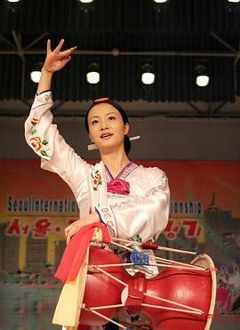 么都馆电视剧在线观看 图1