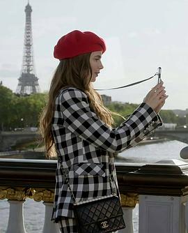 艾米丽在巴黎 第二季 图5