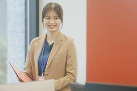 以吻封缄。 图8