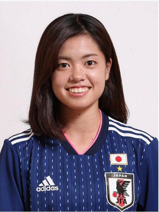 日本女足球員長(zhǎng)谷川唯