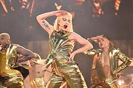 Lady Gaga：神彩巡回演唱会 图10