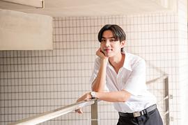 异世界来的男生 图1
