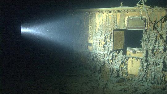 电影深海幽灵免费观看