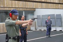 學警狙擊 圖6