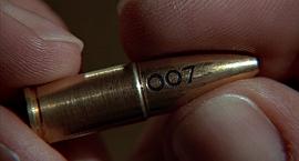007之金枪人 图8